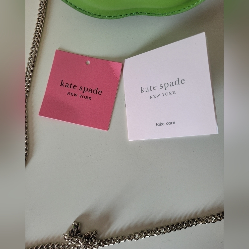Kate Spade Picnic Apple Crossbody, Brand New - Picture 2 of 13
